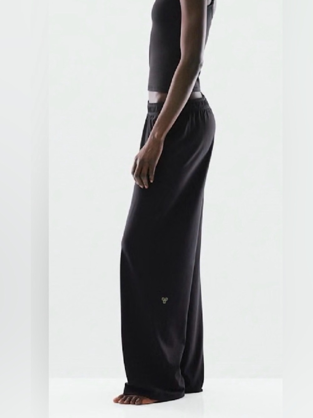 Aritzia Butter recovery pant black size XXS, brand new